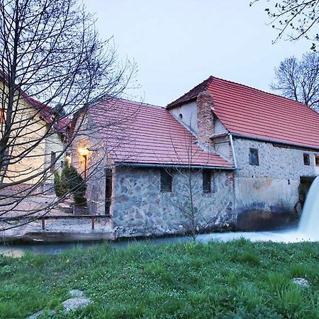 Moara De Piatra Hotel Carta  Luaran gambar