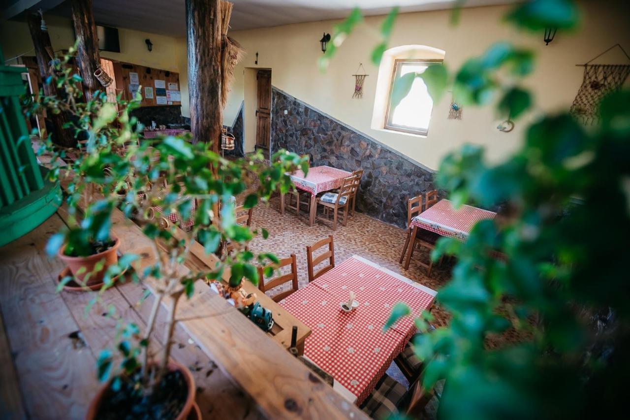 Moara De Piatra Hotel Carta  Luaran gambar