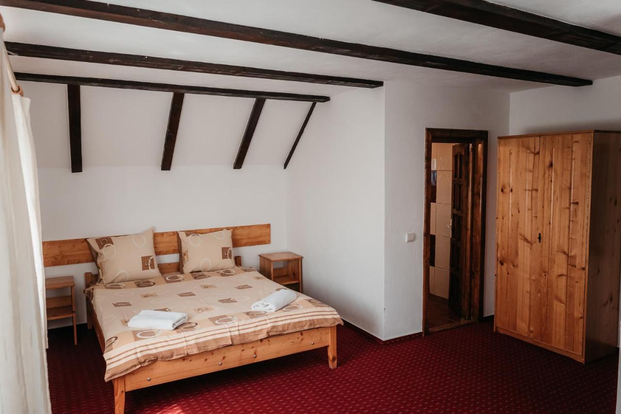 Moara De Piatra Hotel Carta  Luaran gambar