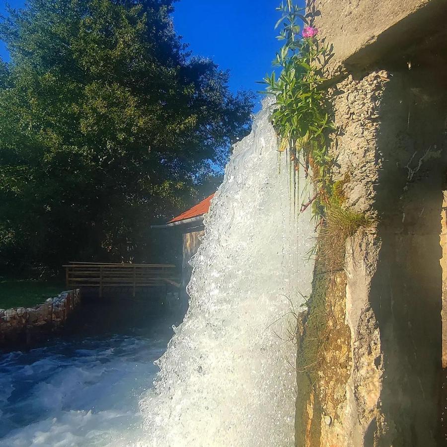 Moara De Piatra Hotel Carta  Luaran gambar